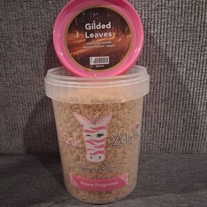 Pink Zebra Gilded Leaves Home Fragrance - Pink and Brown